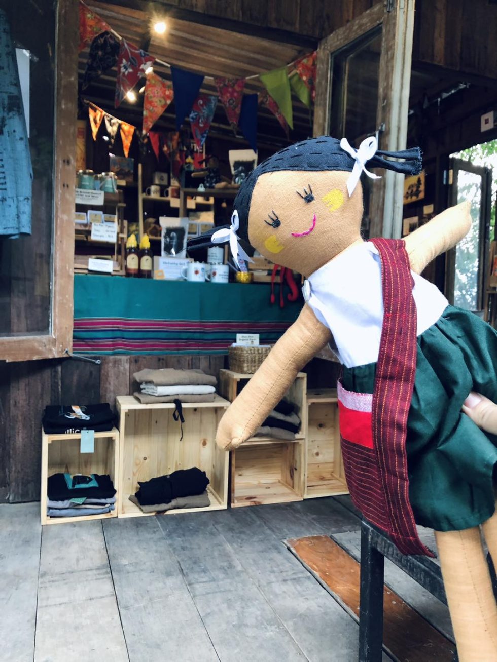 Nilar Doll (with two outfits!) - Image 7